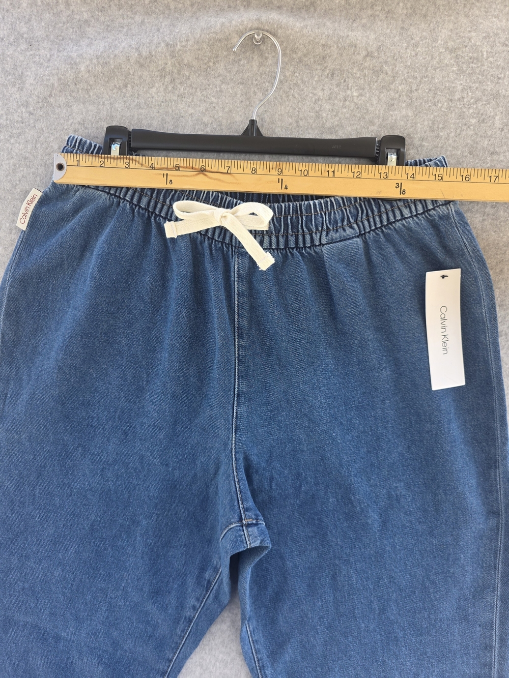 Calvin Klein Women's Blue Denim Pull-On Pants Suze L NWT - Picture 3 of 12